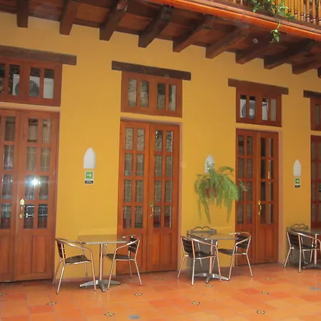 Casa India Catalina 3*