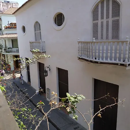 Casa India Catalina Hotel 3*