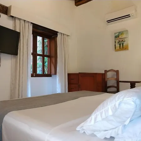 Casa India Catalina Hotel