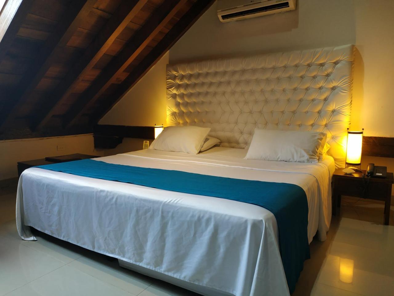 Casa India Catalina 3*